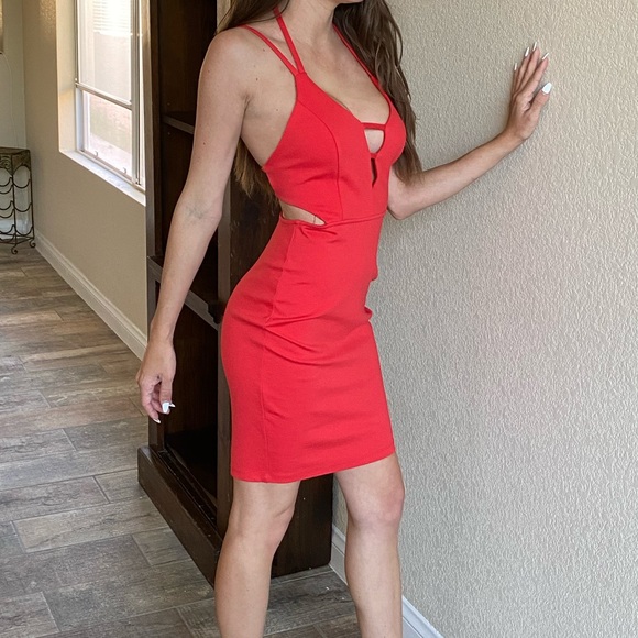 Red deep v cutout cocktail club dress - Picture 2 of 5